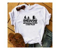 Camiseta 100% Poliéster Stranger Things • R$ 30,00